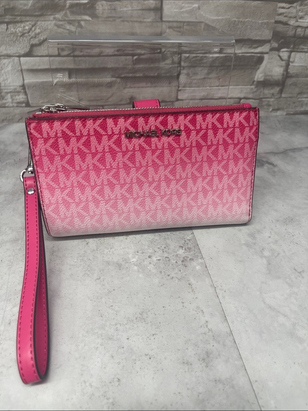 Michael Kors Mirella Medium Ombre Signature Tote & Matching Wallet Dragonfruit - Picture 8 of 11